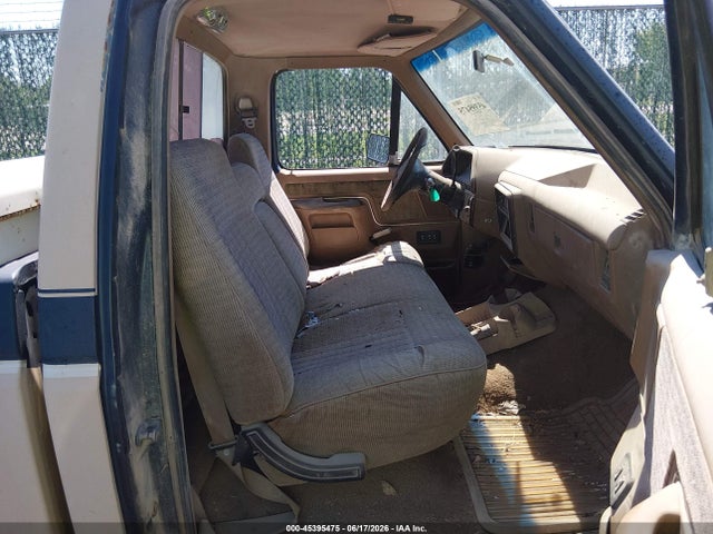 45395475 :رقم المزاد ، 1FTDF15N0LPB04641 vin ، 1990 Ford F150 مزاد بيع