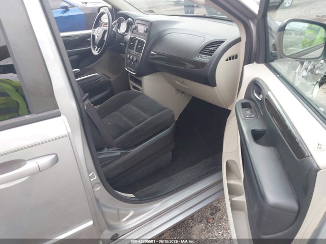 45395501 :رقم المزاد ، 2C4RDGBG5GR155707 vin ، 2016 Dodge Grand Caravan Se مزاد بيع