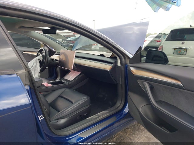 Tesla Model 3 Rear-wheel Drive 2023 5YJ3E1EA1PF449222 Image 5