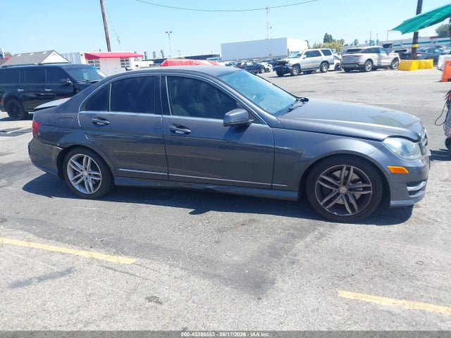WDDGF8AB3ER321843 Mercedes-Benz C 300 Sport 4matic