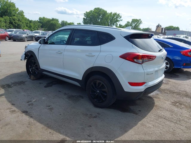 45395585 :رقم المزاد ، KM8J33A41JU669480 vin ، 2018 Hyundai Tucson Sel مزاد بيع
