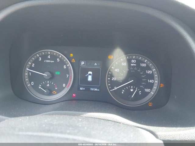 45395585 :رقم المزاد ، KM8J33A41JU669480 vin ، 2018 Hyundai Tucson Sel مزاد بيع