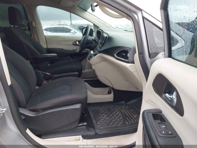 45395595 :رقم المزاد ، 2C4RC1AG4MR513280 vin ، 2021 Chrysler Voyager L مزاد بيع