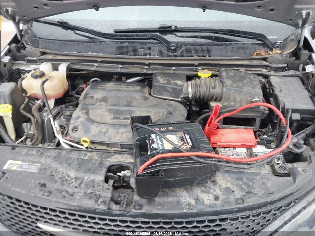 45395595 :رقم المزاد ، 2C4RC1AG4MR513280 vin ، 2021 Chrysler Voyager L مزاد بيع