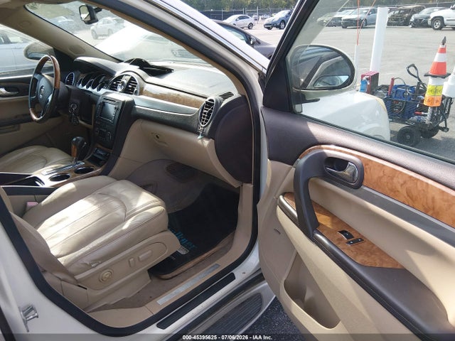 45395625 :رقم المزاد ، 5GAER23718J255974 vin ، 2008 Buick Enclave Cxl مزاد بيع