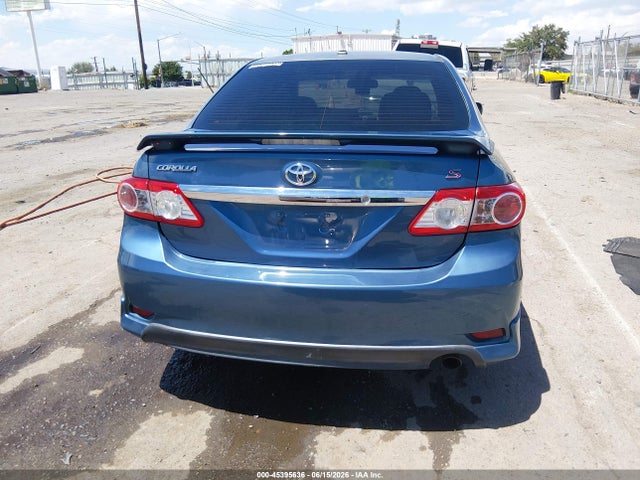 2013 Toyota Corolla S მანქანა იყიდება აუქციონზე, vin: 5YFBU4EE1DP107479, აუქციონის ნომერი: 45395636