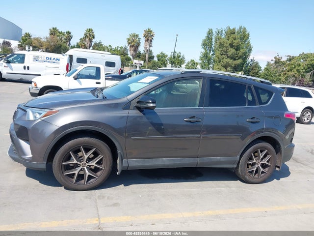 2T3JFREV6GW456442 Toyota RAV4 SE