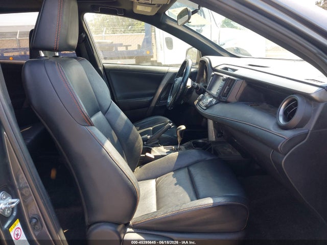 2T3JFREV6GW456442 Toyota RAV4 SE
