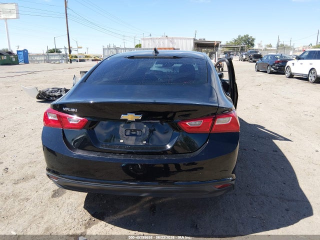 1G1ZB5ST7JF231913 Chevrolet Malibu 1ls