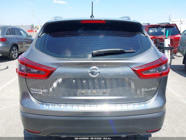 JN1BJ1CW8NW497964 Nissan Rogue Sport Sl Awd Xtronic Cvt