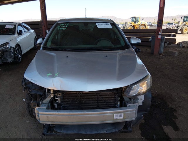 Chevrolet Sonic Lt Auto 2017 1G1JD5SH4H4103895 Image 6