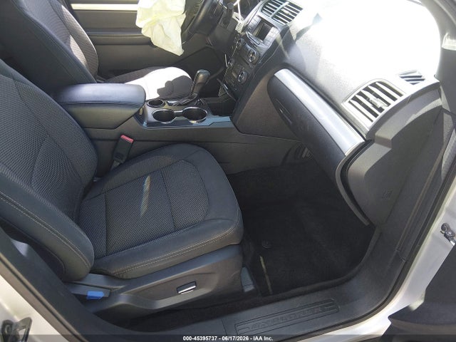 Ford EXPLORER XLT 2017 1FM5K7D84HGD56023 Image 5