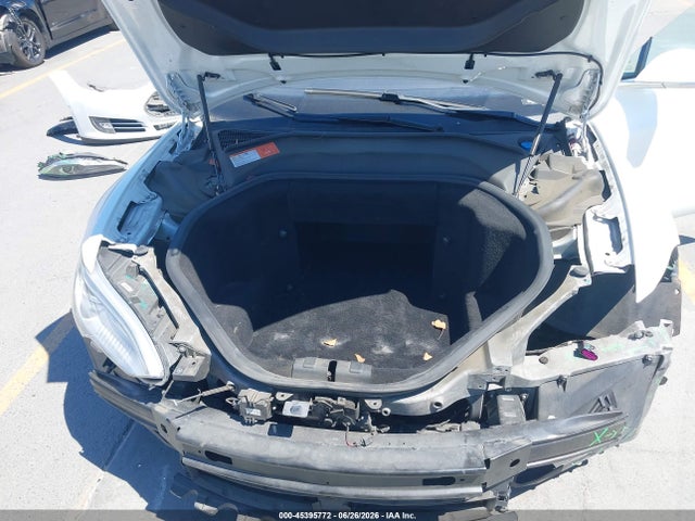 45395772 :رقم المزاد ، 5YJSA1E15GF131742 vin ، 2016 Tesla Model S 60/70/75/85 مزاد بيع