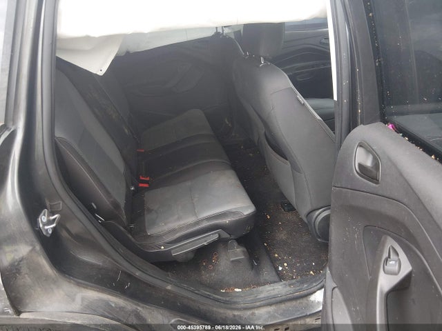 1FMCU0F79KUC26065 Ford ESCAPE S