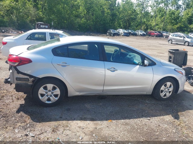 Продажа на аукционе авто 2017 Kia Forte Lx, vin: 3KPFK4A74HE075939, номер лота: 45395796