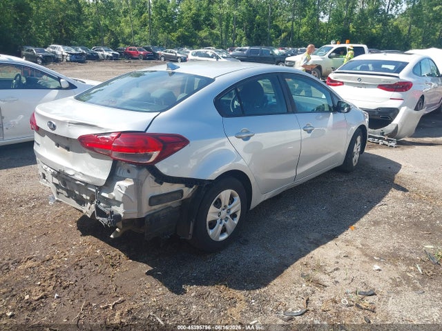 Продажа на аукционе авто 2017 Kia Forte Lx, vin: 3KPFK4A74HE075939, номер лота: 45395796