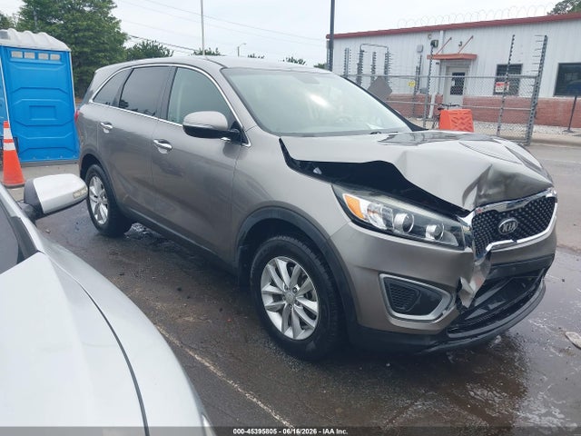 Auction sale of the 2016 Kia Sorento 2.4l L, vin: 5XYPG4A32GG171010, lot number: 45395805