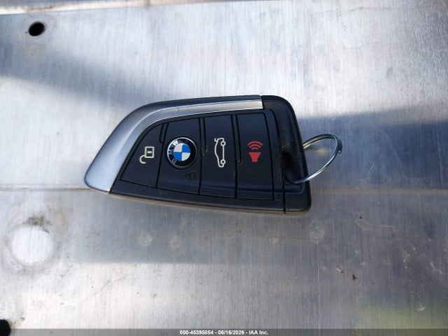 Продажа на аукционе авто 2017 Bmw X1 Xdrive28i, vin: WBXHT3C34H5F83291, номер лота: 45395854