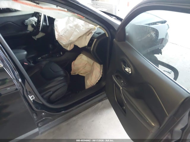 45395862 :رقم المزاد ، 1C4PJLLB1LD605507 vin ، 2020 Jeep Cherokee Latitude Plus Fwd مزاد بيع