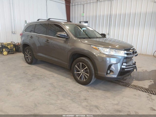 Toyota Highlander Xle 2017 5TDKZRFH5HS516315 Image 1