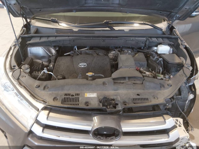 Toyota Highlander Xle 2017 5TDKZRFH5HS516315 Image 10
