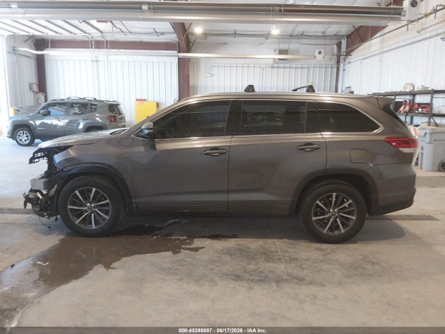 Toyota Highlander Xle 2017 5TDKZRFH5HS516315 Image 15