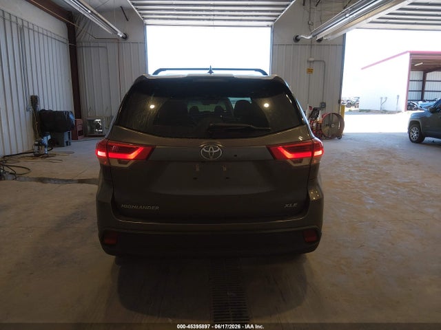 Toyota Highlander Xle 2017 5TDKZRFH5HS516315 Image 17