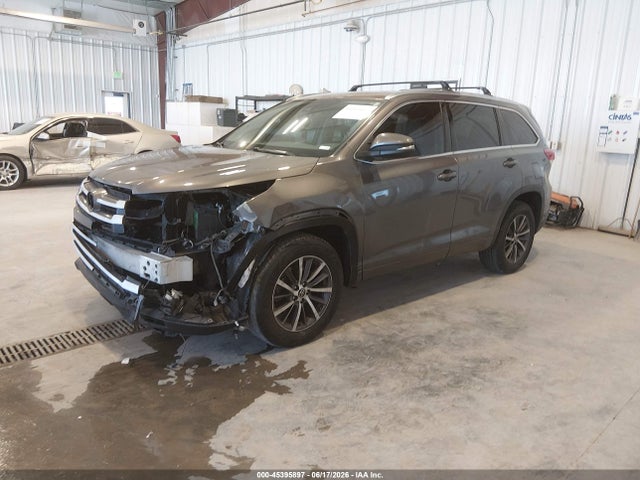 Toyota Highlander Xle 2017 5TDKZRFH5HS516315 Image 2