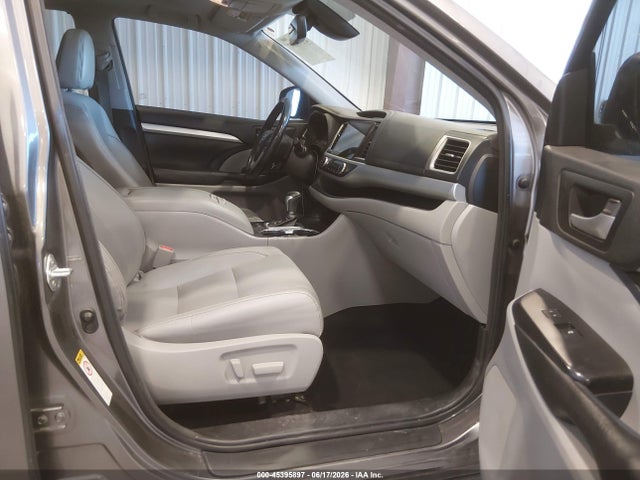 Toyota Highlander Xle 2017 5TDKZRFH5HS516315 Image 5