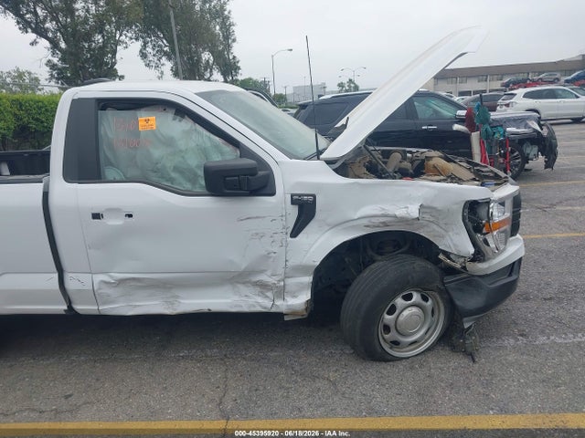 1FTMF1CB1NKE64932 Ford F-150 Xl