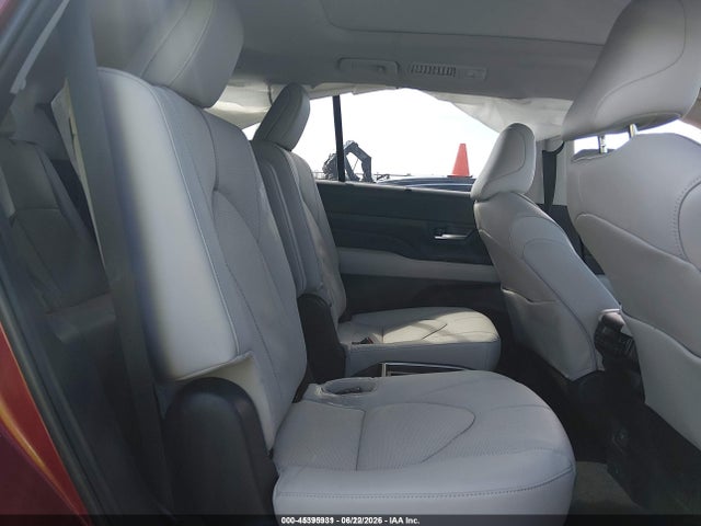 Toyota Grand Highlander Platinum 2026 5TDAAAB50TS117093 Image 23