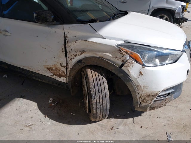 3N1CP5CU1KL549106 Nissan KICKS SV