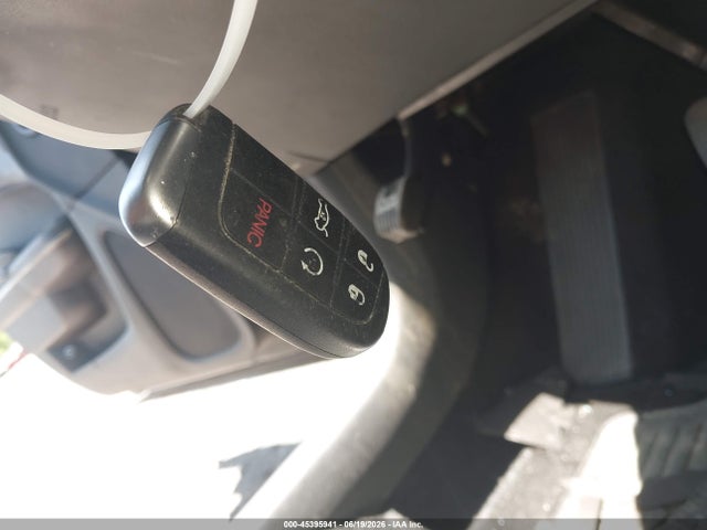 45395941 :رقم المزاد ، 2C3CA6CT7BH516006 vin ، 2011 Chrysler 300c مزاد بيع