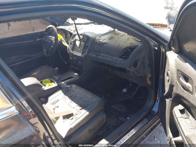 45395941 :رقم المزاد ، 2C3CA6CT7BH516006 vin ، 2011 Chrysler 300c مزاد بيع