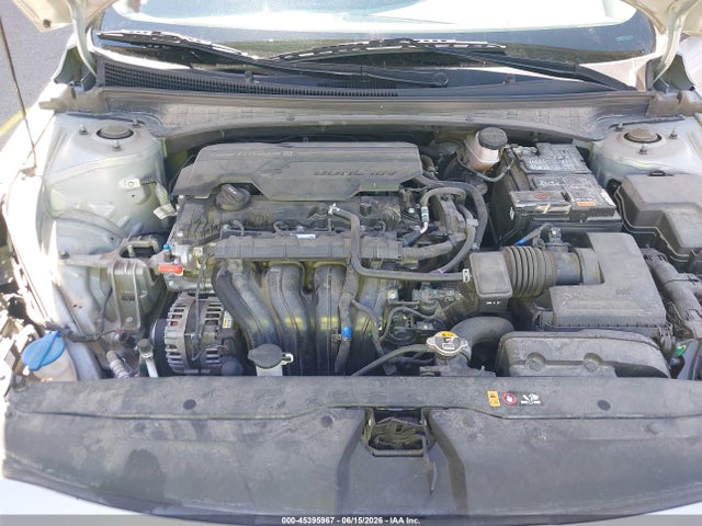 5NPLL4AG4MH046592 Hyundai ELANTRA SE