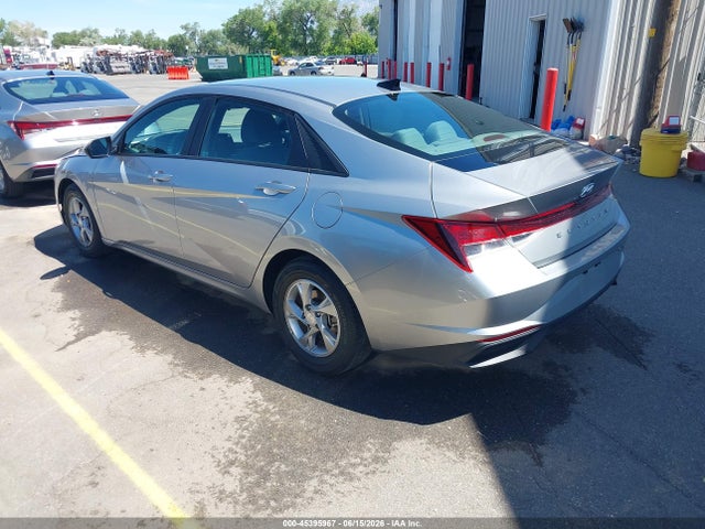 5NPLL4AG4MH046592 Hyundai ELANTRA SE