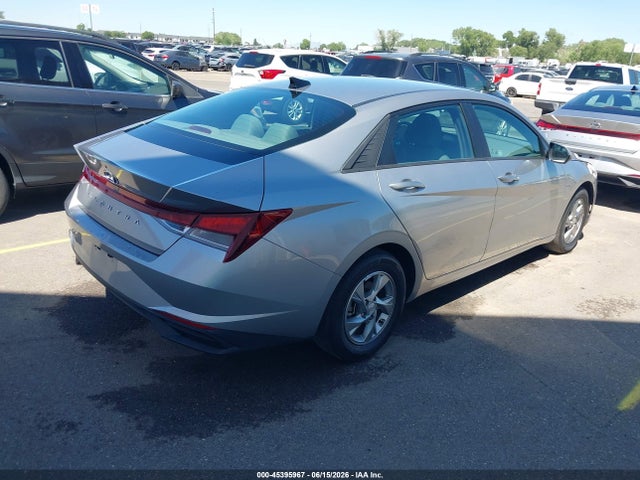 5NPLL4AG4MH046592 Hyundai ELANTRA SE