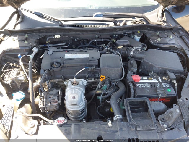 45395996 :رقم المزاد ، 1HGCR2F37FA081230 vin ، 2015 Honda Accord Lx مزاد بيع