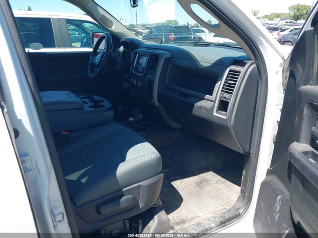 3C6UR5HL2GG307105 RAM 2500 Tradesman
