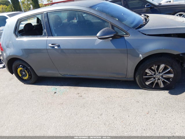 3VW817AU8FM032630 Volkswagen Golf Tsi S 2-door