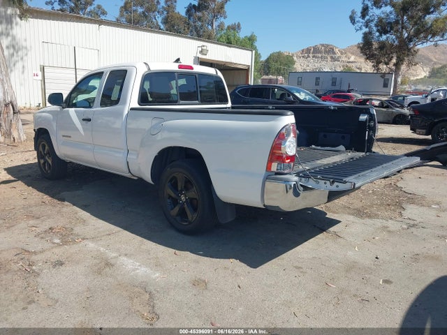 Toyota Tacoma 2015 5TFTX4CN9FX067767 Image 3