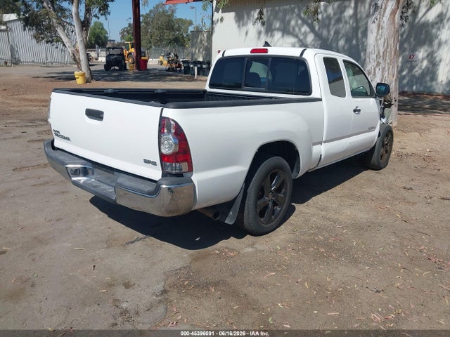 Toyota Tacoma 2015 5TFTX4CN9FX067767 Image 4