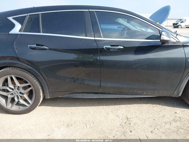 45396188 :رقم المزاد ، SJKCH5CP1HA032101 vin ، 2017 Infiniti Qx30 Sport مزاد بيع