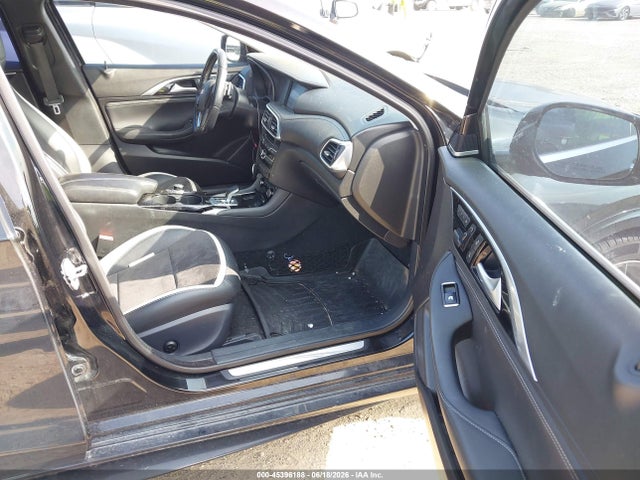 45396188 :رقم المزاد ، SJKCH5CP1HA032101 vin ، 2017 Infiniti Qx30 Sport مزاد بيع