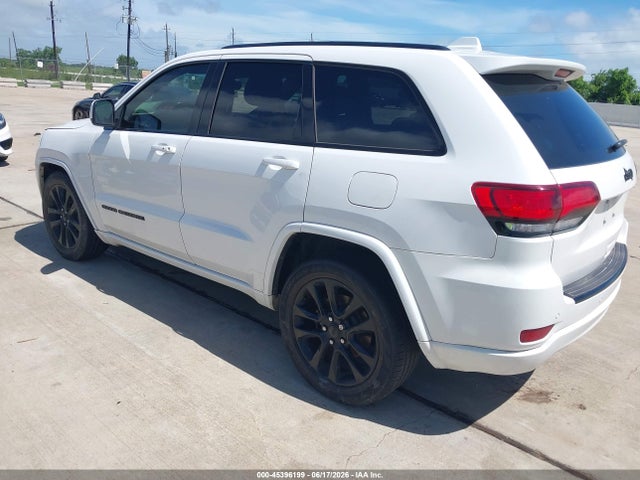 1C4RJEAG9JC228124 Jeep Grand Cherokee Altitude 4x2