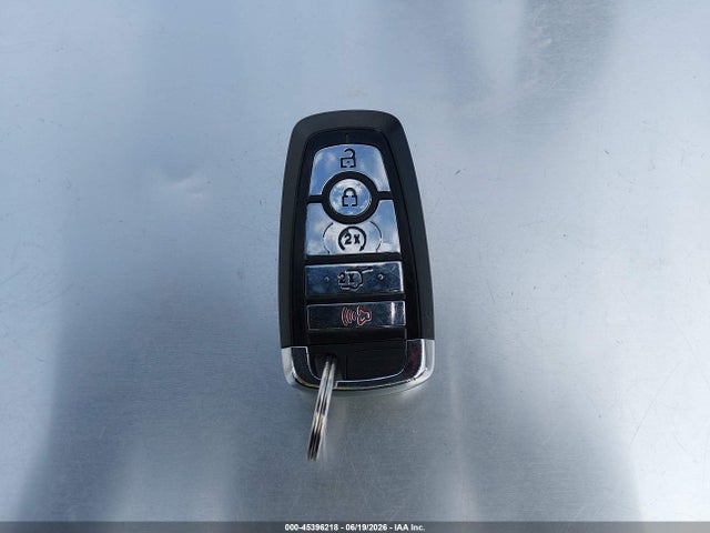 2021 Lincoln Corsair Standard მანქანა იყიდება აუქციონზე, vin: 5LMCJ1D93MUL16508, აუქციონის ნომერი: 45396218