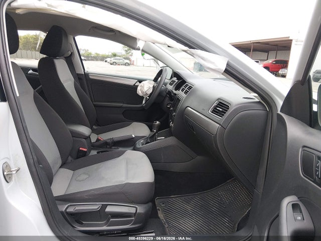 3VW167AJXHM387892 Volkswagen Jetta 1.4t S
