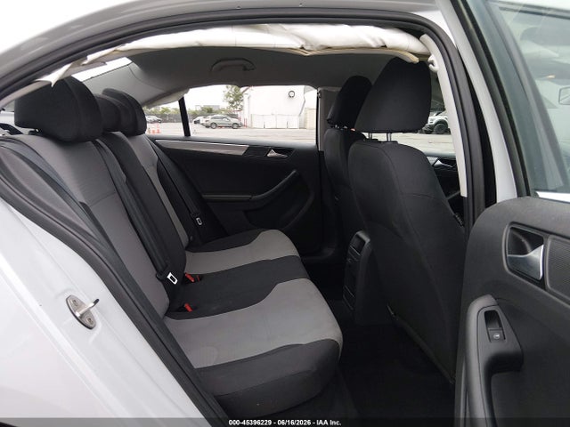 3VW167AJXHM387892 Volkswagen Jetta 1.4t S
