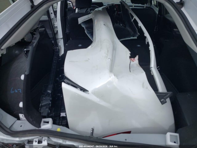 Toyota Prius Le 2026 JTDACAAU9T3071459 Image 12
