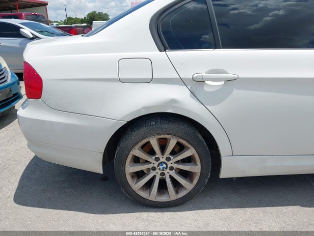 45396261 :رقم المزاد ، WBAPH7G58BNM58714 vin ، 2011 Bmw 328i مزاد بيع